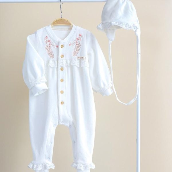 Комплект для хрещення (чоловічок + шапочка) для дівчинки MagBaby Charlotte велюровий 62 см Молочний 131871